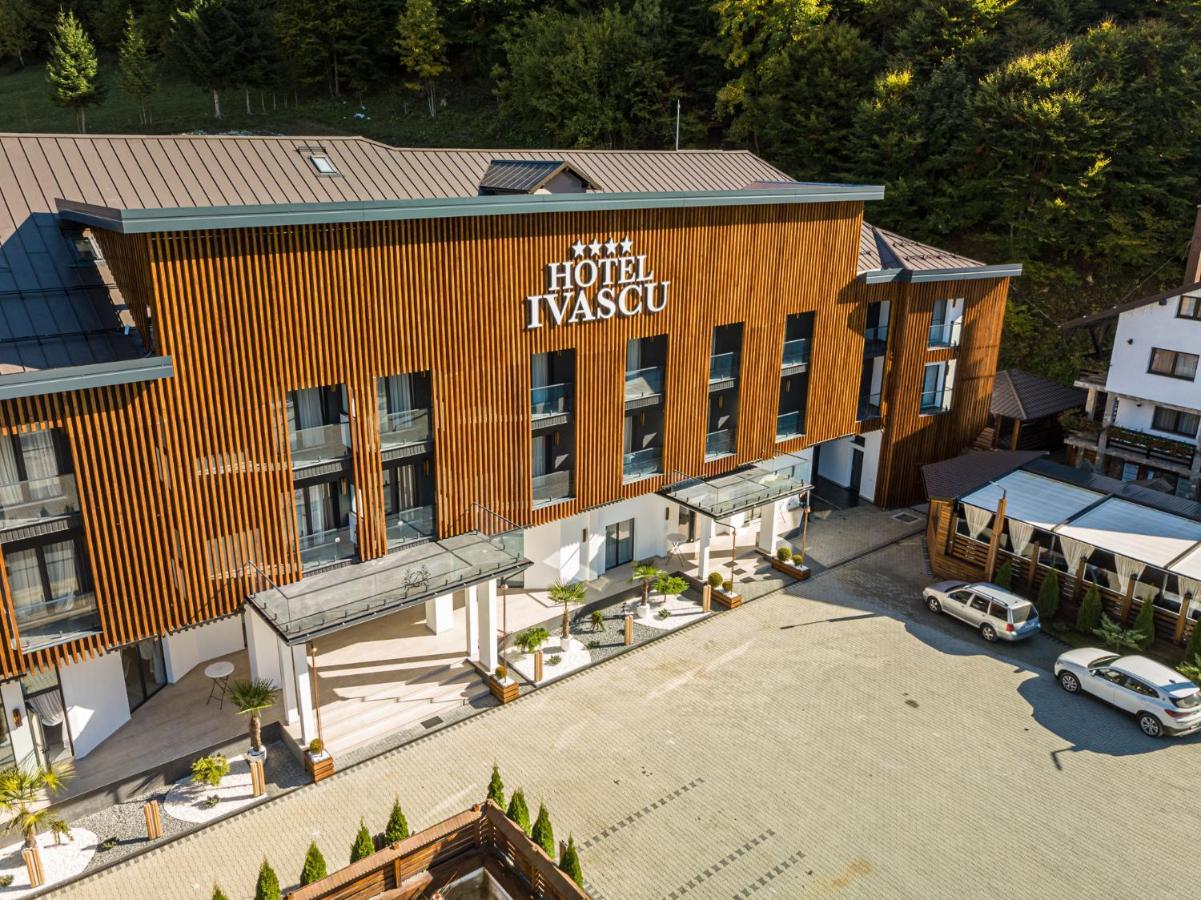 Hotel Ivascu Moisei Exterior photo